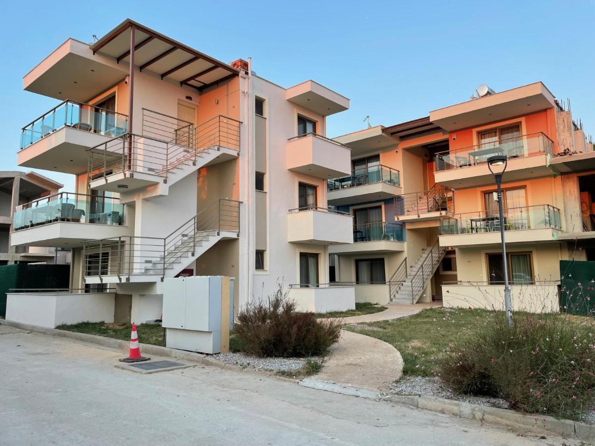 Ofrynio Deluxe Apartments Офринио Экстерьер фото